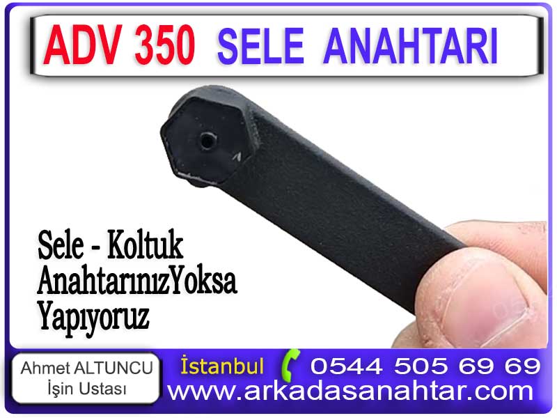Honda ADV 350 Sele Anahtarı Yapımı Honda ADV 350 kullanıcıları için sele anahtarı, hem güvenlik hem de kullanım kolaylığı açısından son derece önemli bir parçadır. Sele altındaki bagaj bölmesi; kişisel eşyalar, evraklar ve küçük bakım ekipmanlarının saklandığı alan olmasının yanı sıra, birçok modelde akünün bulunduğu bölümdür. Akü bittiğinde seleyi açabilmek için mutlaka sele anahtarına ihtiyaç duyulur.