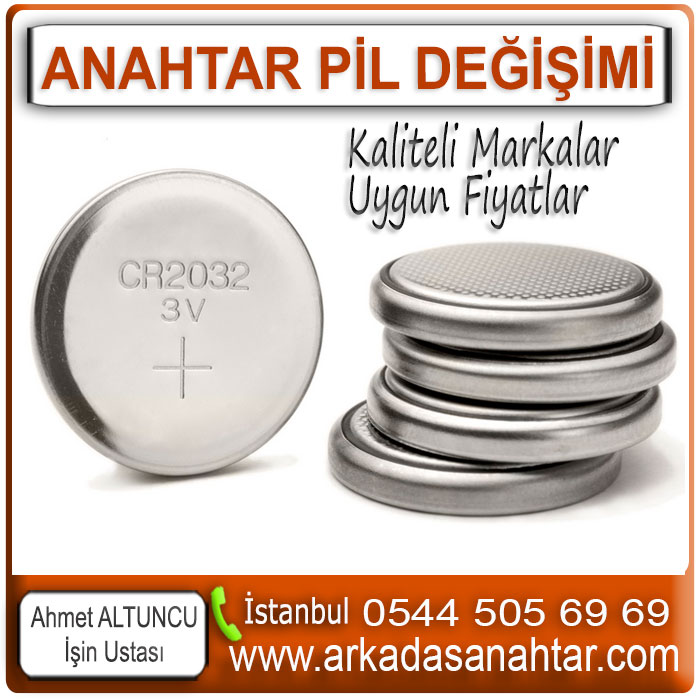 Kumandalı oto anahtarı pil değişimi yada akıllı anahtar (hands free) eller serbest özelliğine sahip anahtarların pil değişimi ihtiyacı durumunda işyerimizden kaliteli pil tedariği yapabilirsiniz. İşten anlamayan saatçilerin pil değiştirirken anahtarlara zarar verdiklerine defalarca şahit olduk. Bu sebeple sizi işyerimize bekliyoruz Özellikle anahtarsız giriş ve anahtarsız çalıştırma özelliğine sahip olan (hands free) eller serbest motorlarda pil tüketimi fazla olmaktadır. Buda ”daha sık pil ihtiyacı” anlamına gelmektedir. Peugeot Expert pil değişimi.