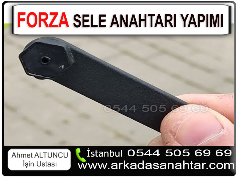 Forza Sele Anahtarı Yapımı. Motosiklet kullanıcıları için sele anahtarı, hem güvenlik hem de pratiklik açısından önemli bir detaydır. Sele altına yerleştirilen bagaj bölmesi, genellikle anahtar ile açılır ve burada kişisel eşyalar, evraklar ya da küçük bakım ekipmanları saklanabilir. Bazı motosikletlerde akü sele altında bulunmaktadır.